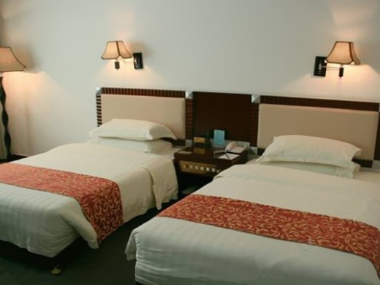 Hongfu Lake Kanas Resort